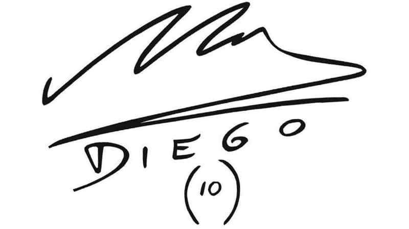 Firma de Maradona